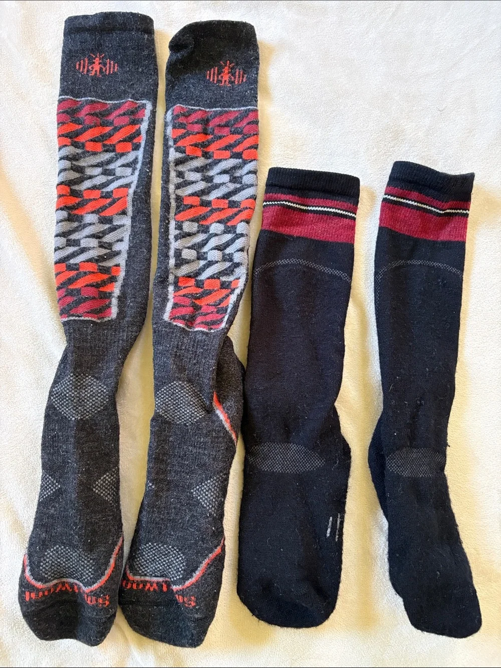 Smartwool Performance Knee-High Socks - Black & Red bundle